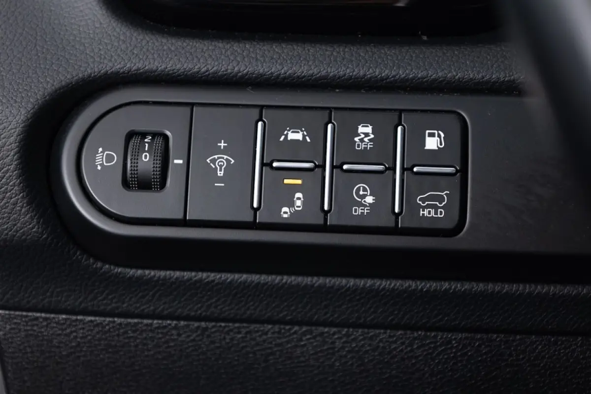 1.6 GDi PHEV DynamicPlusLine | CARPLAY | 18 Inch | Half LEDER | NAVI | CAMERA