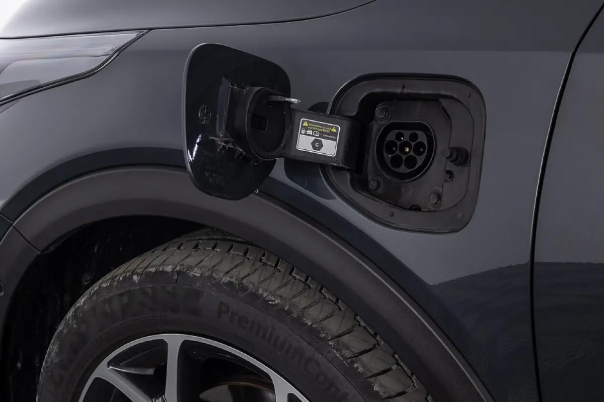 1.6 GDi PHEV DynamicPlusLine | CARPLAY | 18 Inch | Half LEDER | NAVI | CAMERA