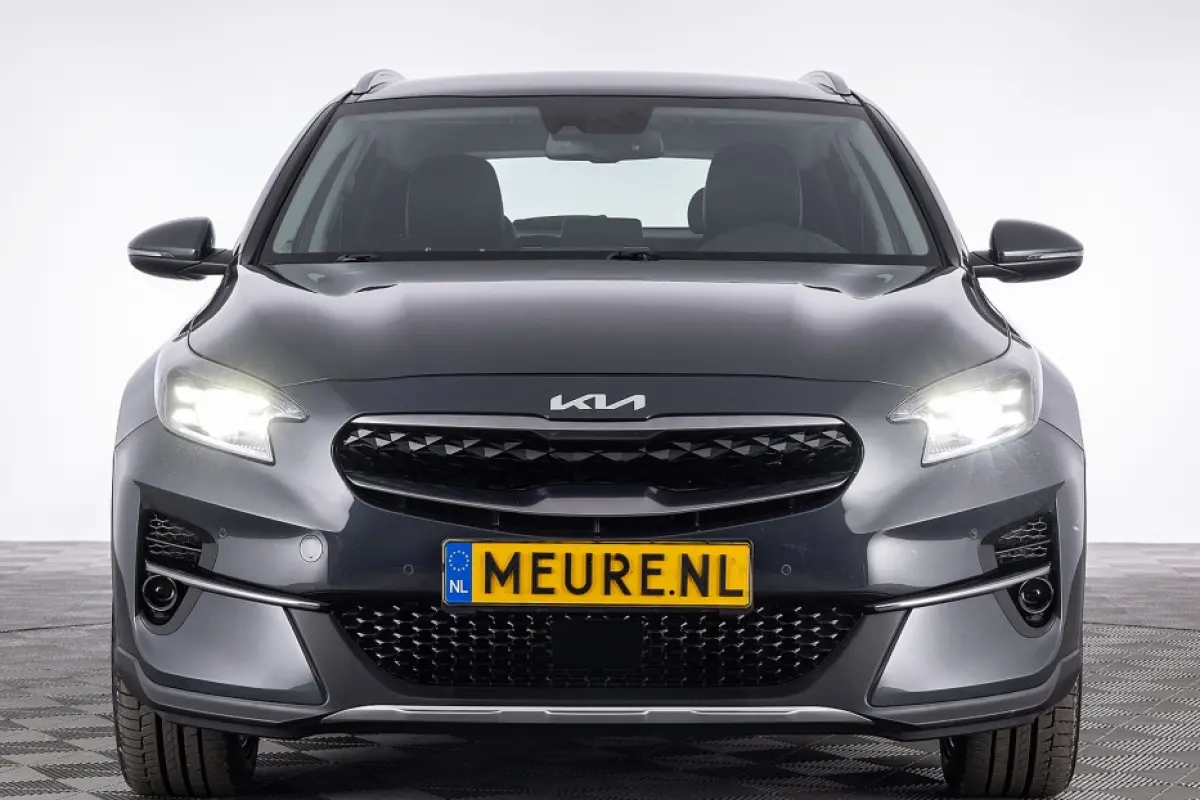 1.6 GDi PHEV DynamicPlusLine | CARPLAY | 18 Inch | Half LEDER | NAVI | CAMERA