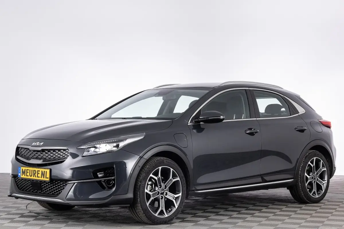 1.6 GDi PHEV DynamicPlusLine | CARPLAY | 18 Inch | Half LEDER | NAVI | CAMERA