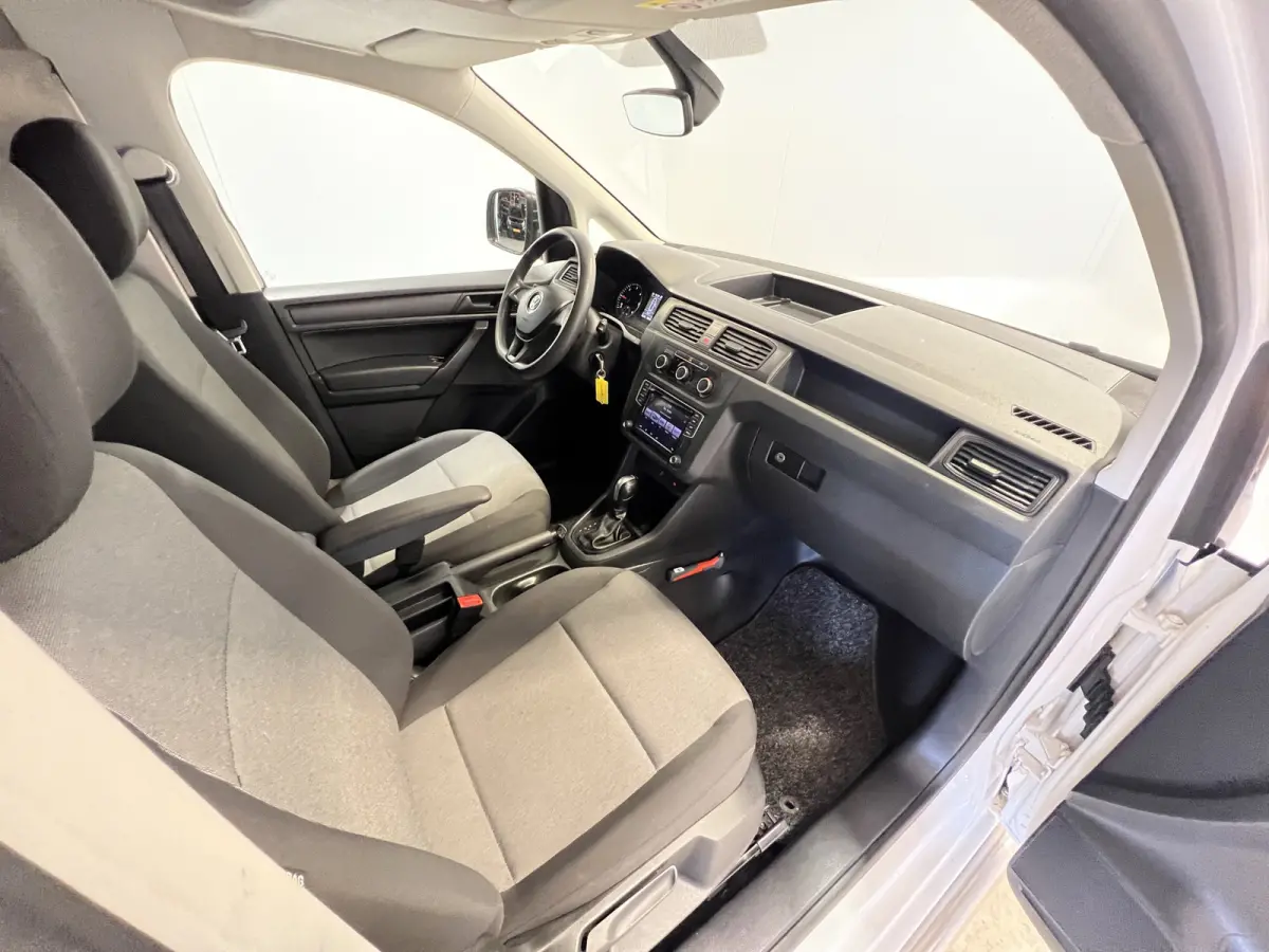 2.0 TDI L2H1 BMT Maxi C-Edition automaat | Navigatie | PDC Voor en Achter | Adaptieve Cruise Control | Airco |