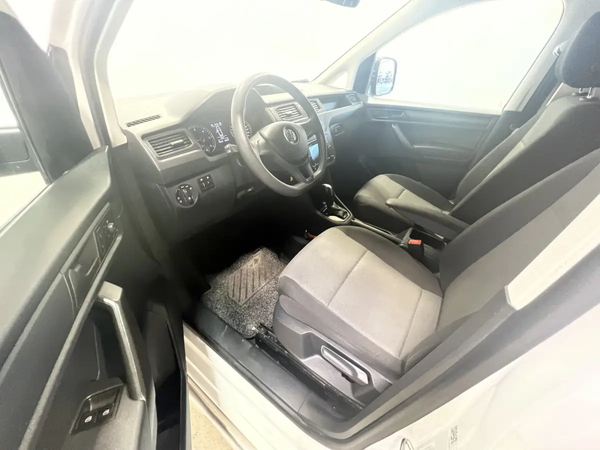 2.0 TDI L2H1 BMT Maxi C-Edition automaat | Navigatie | PDC Voor en Achter | Adaptieve Cruise Control | Airco |