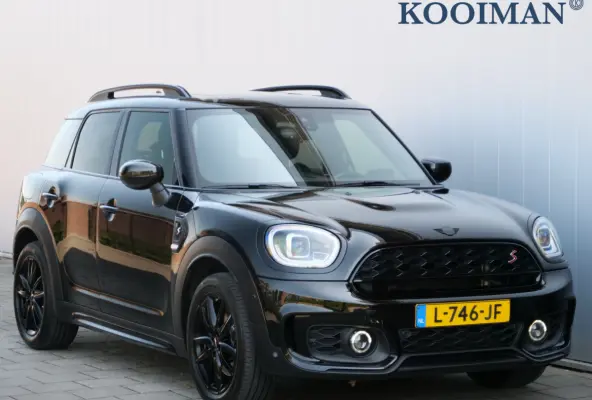 2.0 Cooper S John Cooper Works 179 Pk Automaat Navi / DAB / Apple Carplay / Camera