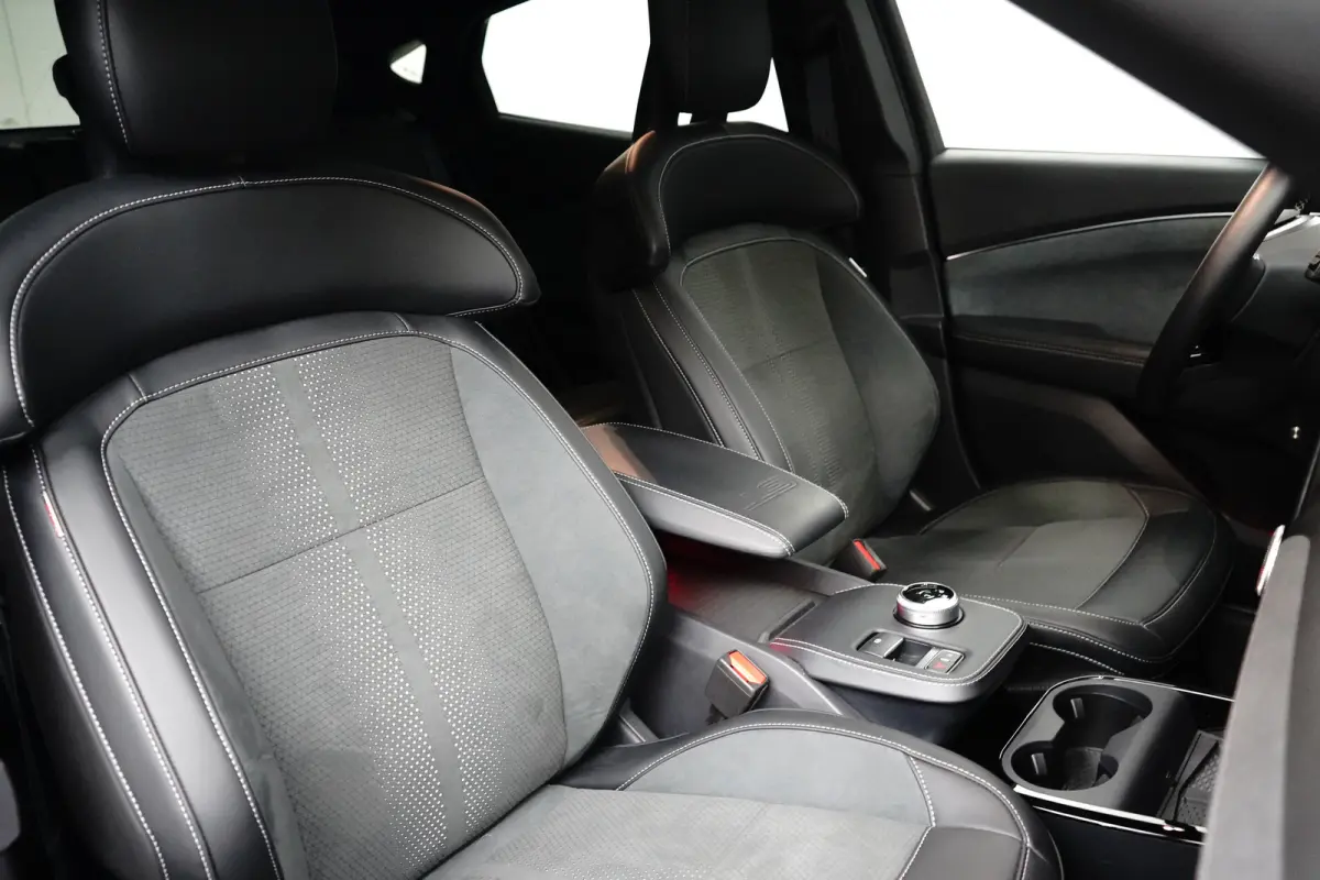 GT AWD 98kw | Panorama Dak | Memory | B&O | LED | Winter Pack | Clima | 360 Camera | Adaptive Cruise | Leder/Alcantara