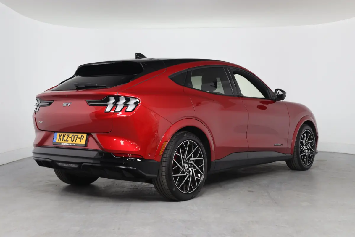 GT AWD 98kw | Panorama Dak | Memory | B&O | LED | Winter Pack | Clima | 360 Camera | Adaptive Cruise | Leder/Alcantara