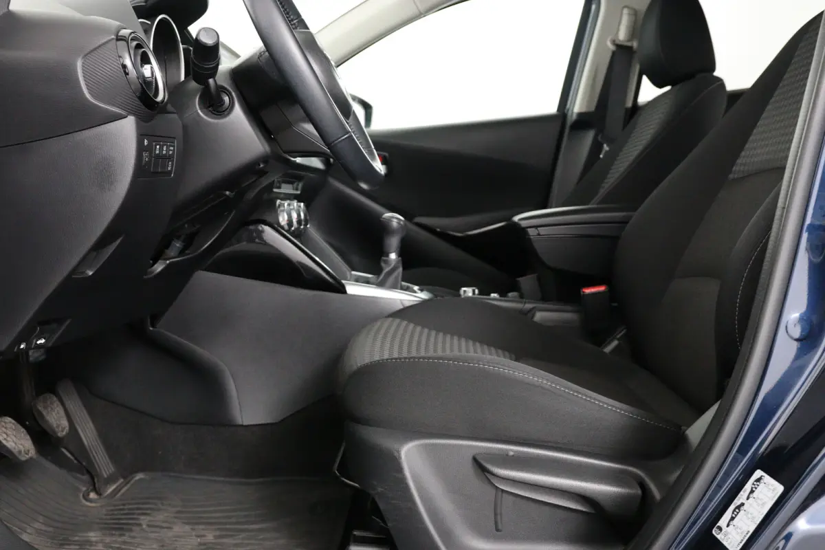 1.5 Skyactiv-G Skylease+ | Navi | Parkeersensoren | Airco | Cruise Control | Stoelverwarming | Lichtmetalen Velgen
