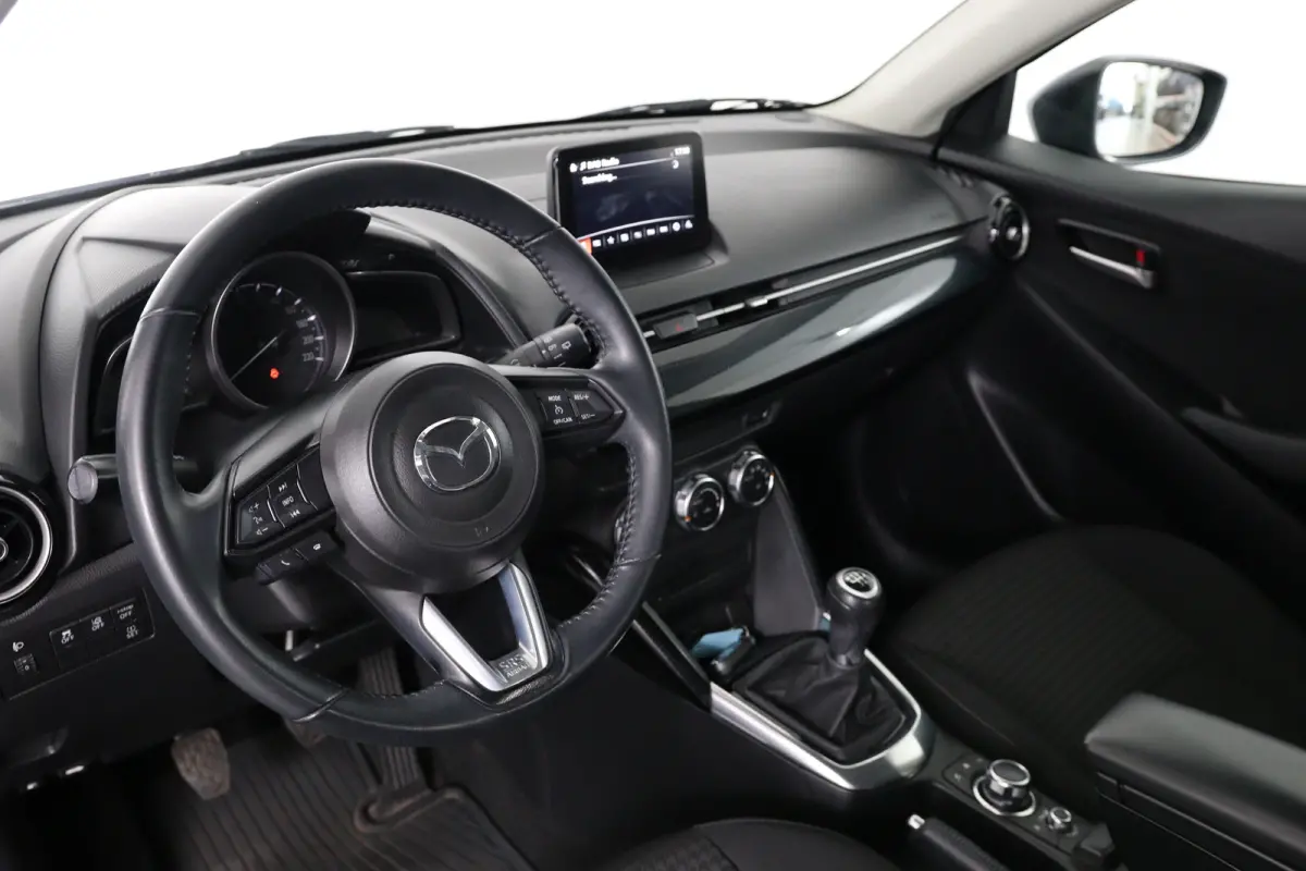1.5 Skyactiv-G Skylease+ | Navi | Parkeersensoren | Airco | Cruise Control | Stoelverwarming | Lichtmetalen Velgen