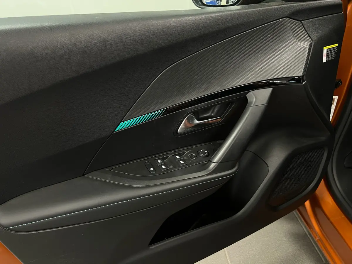 EV Allure Pack 50 kWh / 136PK / H.LEDER / NAVI / CRUISE.C /