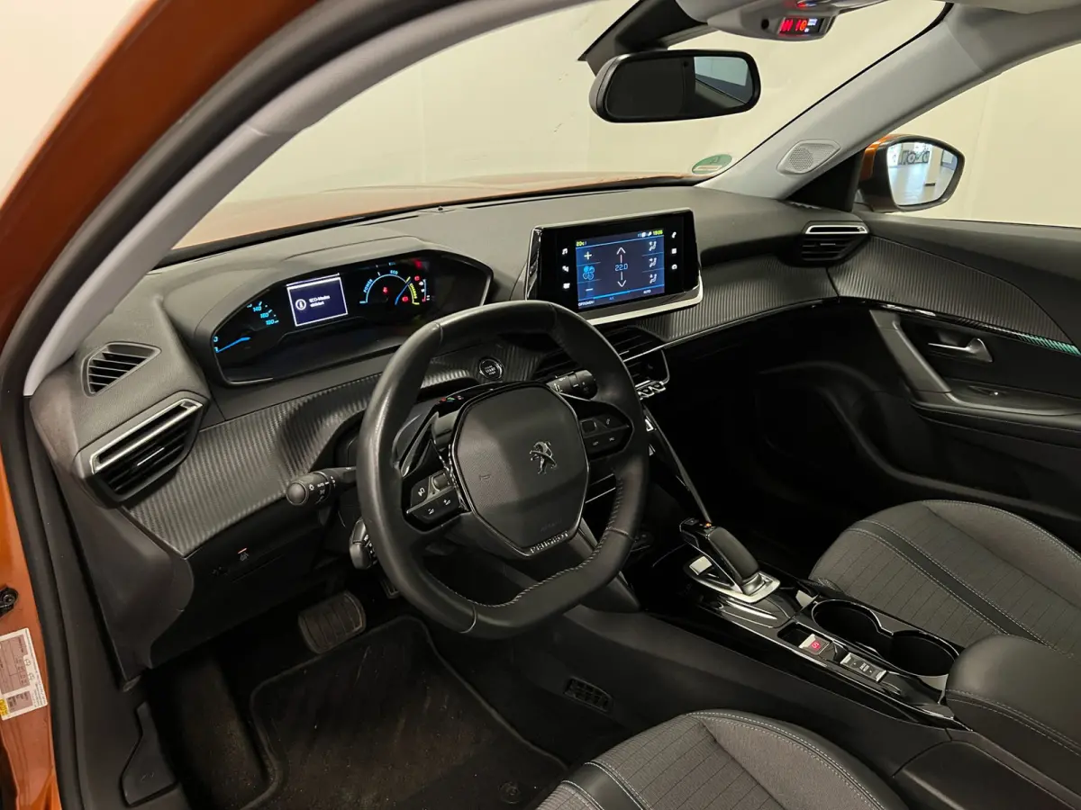 EV Allure Pack 50 kWh / 136PK / H.LEDER / NAVI / CRUISE.C /