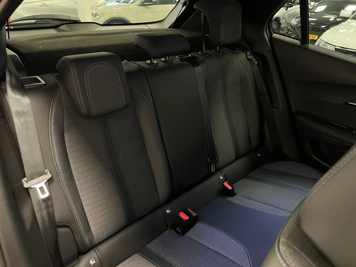 EV Allure Pack 50 kWh / 136PK / H.LEDER / NAVI / CRUISE.C /