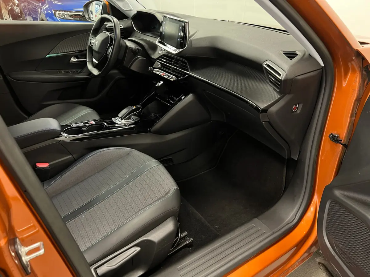 EV Allure Pack 50 kWh / 136PK / H.LEDER / NAVI / CRUISE.C /