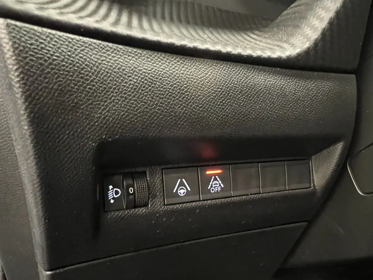 EV Allure Pack 50 kWh / 136PK / NAVI / CRUISE.C / H.LEDER /
