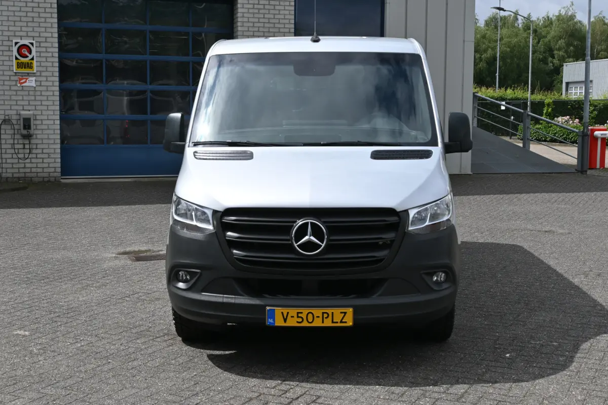 315 CDI L2H1 RWD 3500 KG trekhaak, Werkplaats inrichting, Geveerde stoel, MBUX 10.25