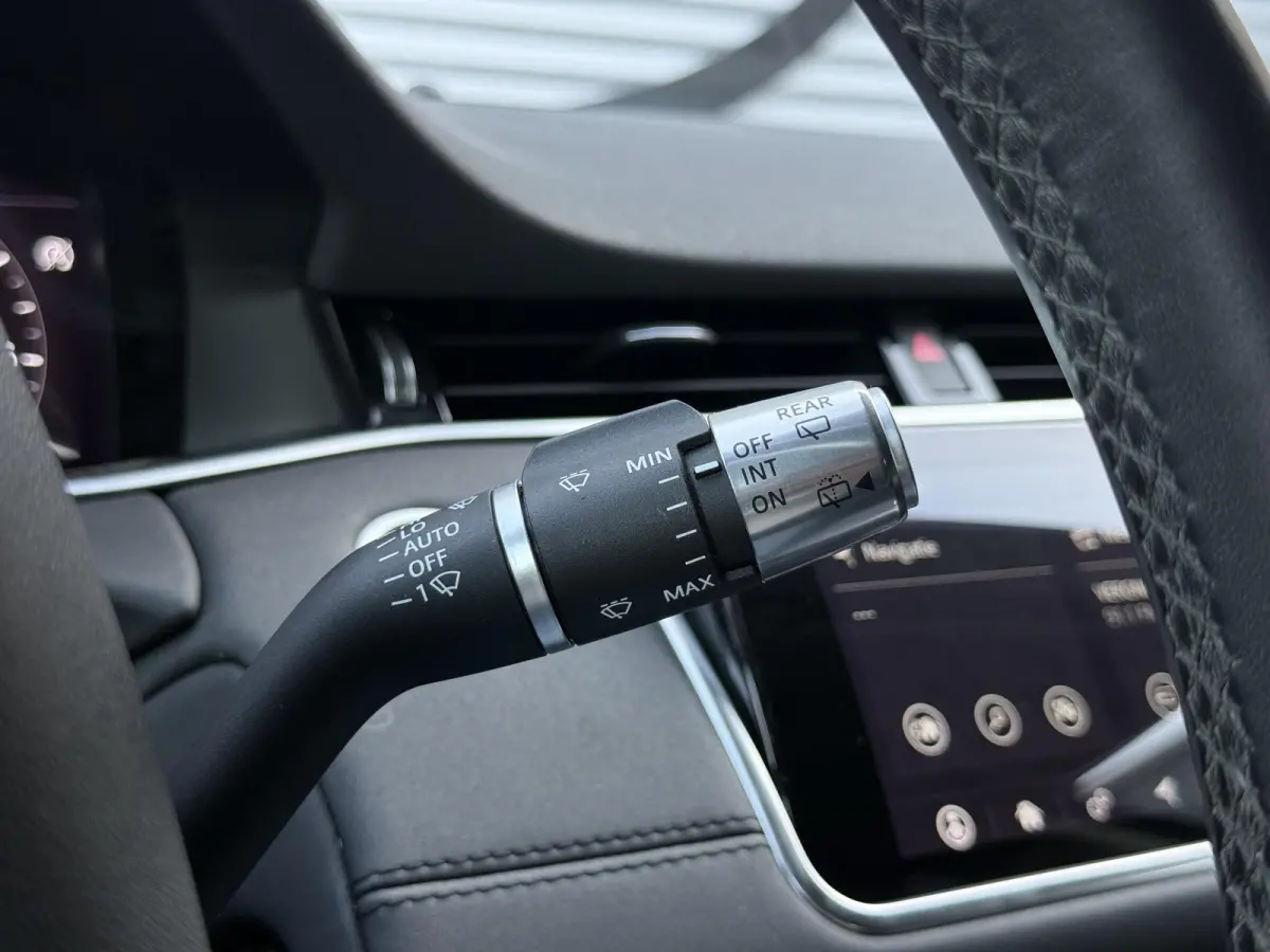 2.0 P200 AWD R-Dynamic SE 1e Eigenaar|Navi|Clima|Pano|Cruise|Camera|PDC P+A|Carplay|Stoelverw|Leder|Nieuwe APK bij aflevering