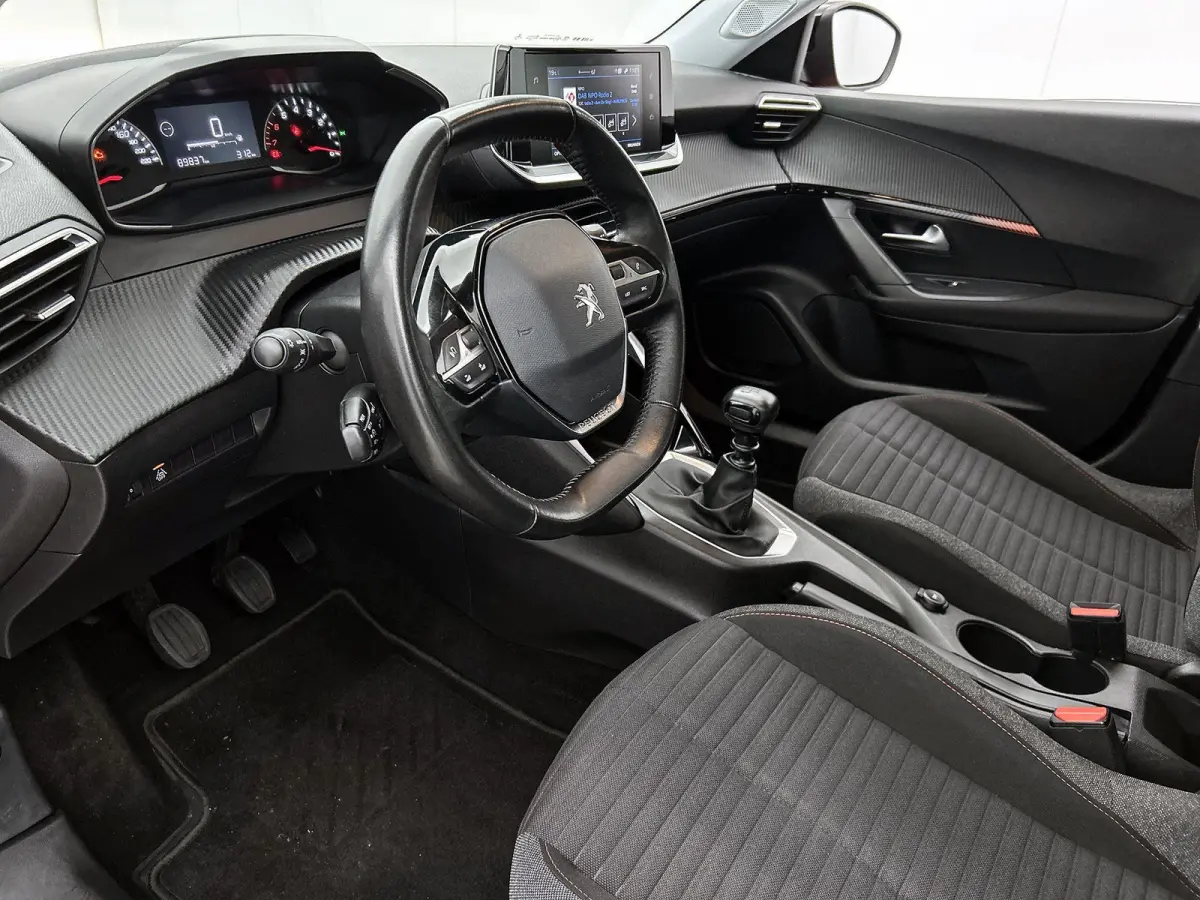 1.2 PureTech Active | Parkeersensoren Achter | Airco | Cruise Control | Apple Carplay / Android Auto | Navigatie