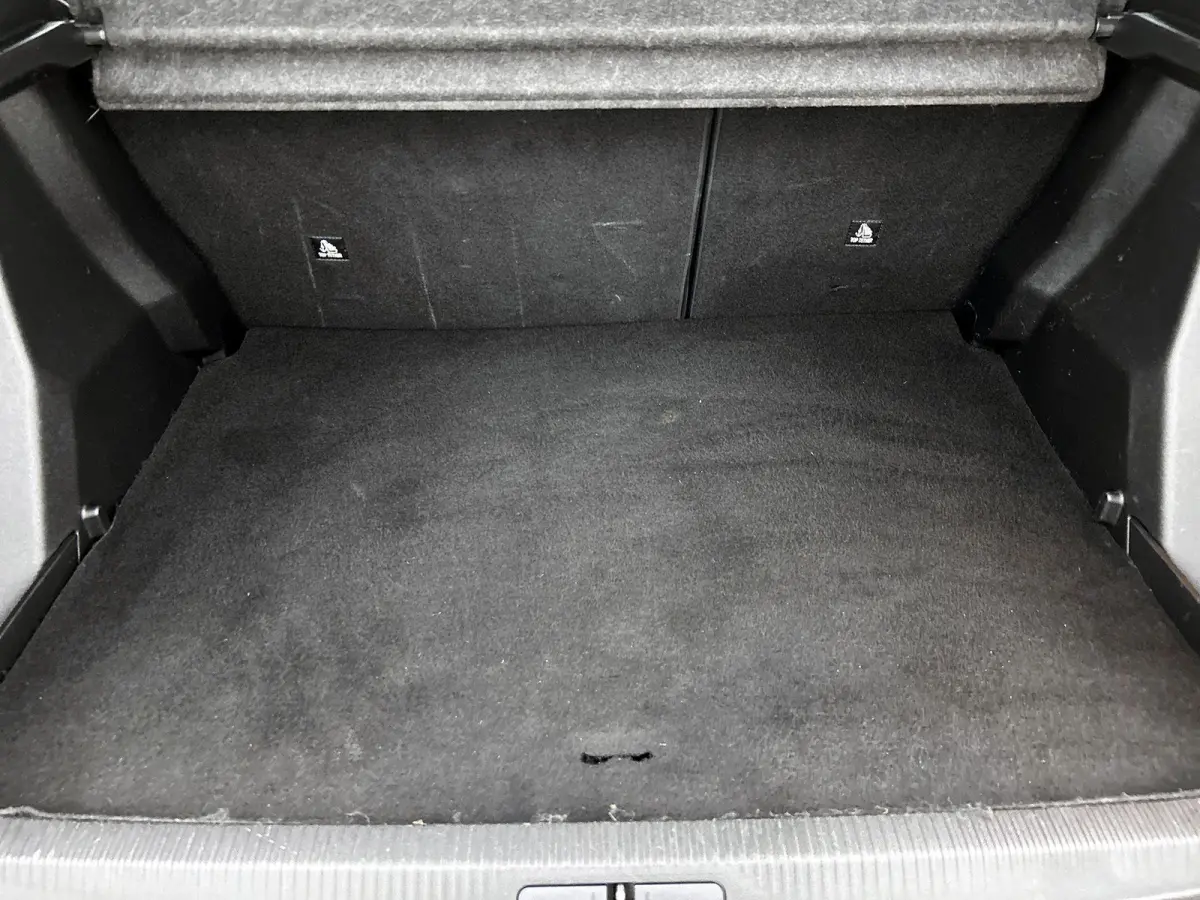 1.2 PureTech Active | Parkeersensoren Achter | Airco | Cruise Control | Apple Carplay / Android Auto | Navigatie