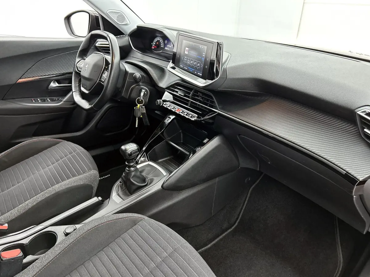 1.2 PureTech Active | Parkeersensoren Achter | Airco | Cruise Control | Apple Carplay / Android Auto | Navigatie