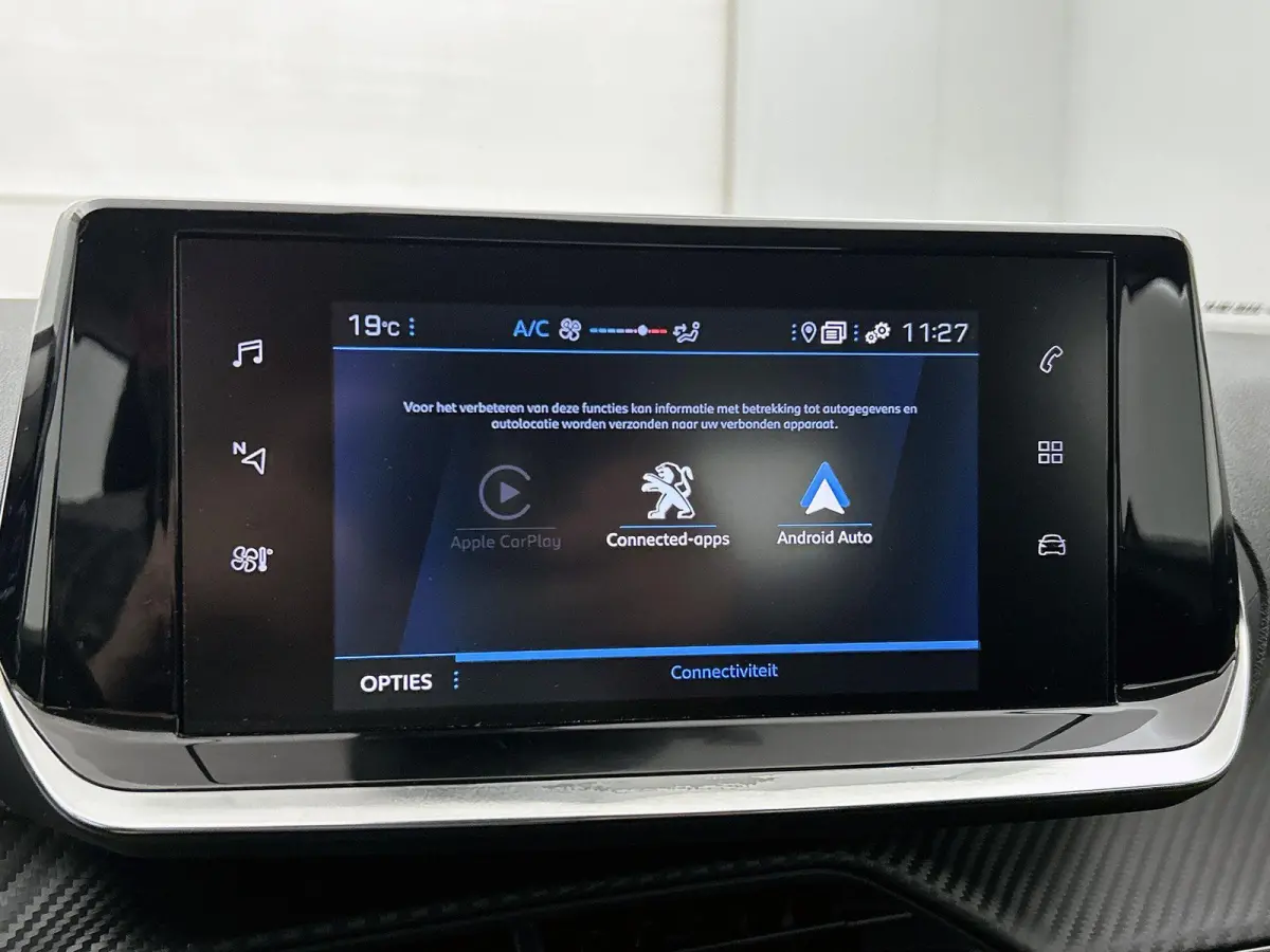 1.2 PureTech Active | Parkeersensoren Achter | Airco | Cruise Control | Apple Carplay / Android Auto | Navigatie