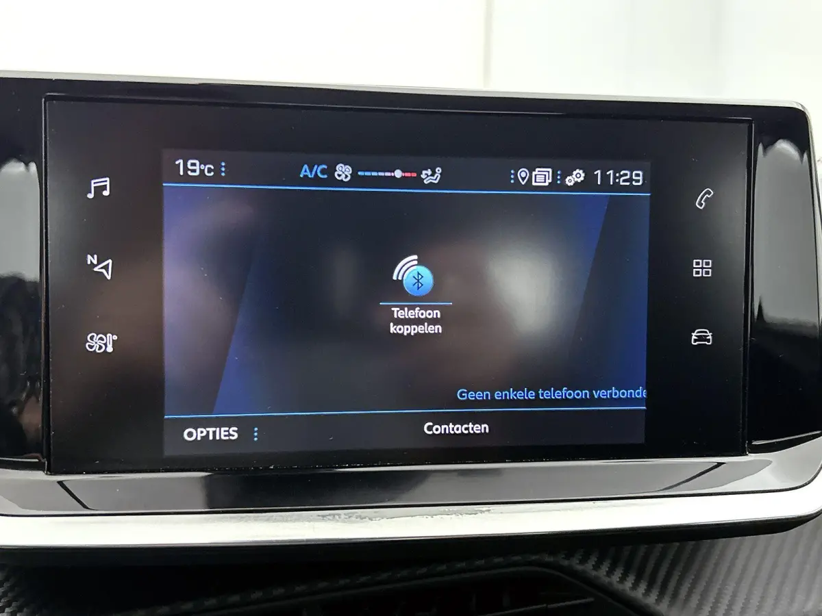 1.2 PureTech Active | Parkeersensoren Achter | Airco | Cruise Control | Apple Carplay / Android Auto | Navigatie