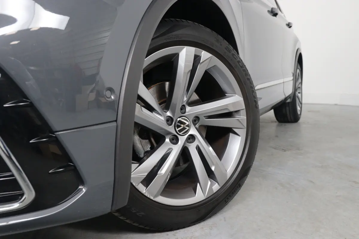 1.5 TSI R-Line | 1e Eigenaar! | Open Dak | IQ Light | Virtual | Stoel/Stuur Verwarming | Navi | Camera | Cruise Adaptive | Elk. Achterklep | Keyless | Clima