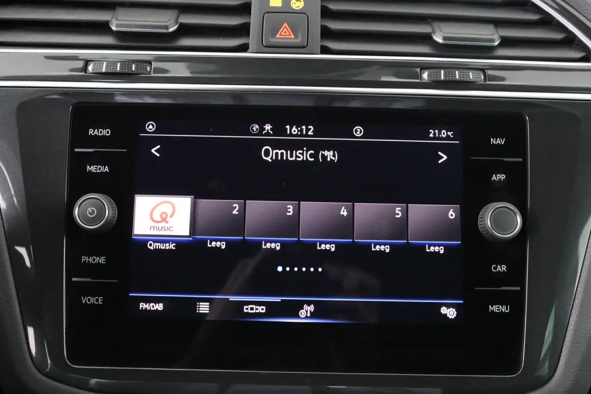1.5 TSI R-Line | 1e Eigenaar! | Open Dak | IQ Light | Virtual | Stoel/Stuur Verwarming | Navi | Camera | Cruise Adaptive | Elk. Achterklep | Keyless | Clima