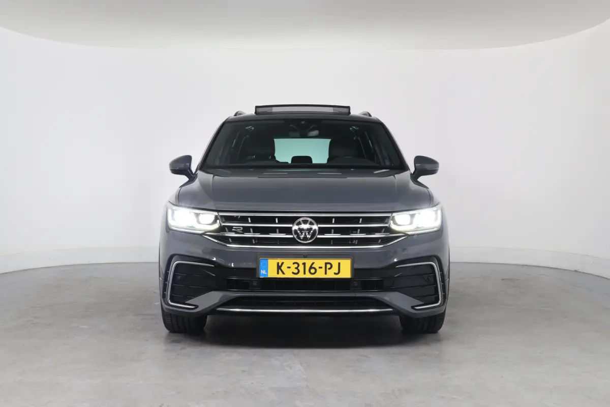1.5 TSI R-Line | 1e Eigenaar! | Open Dak | IQ Light | Virtual | Stoel/Stuur Verwarming | Navi | Camera | Cruise Adaptive | Elk. Achterklep | Keyless | Clima