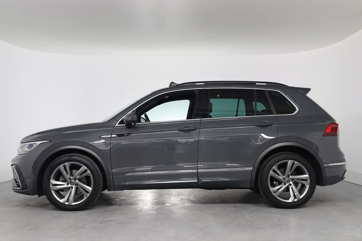 1.5 TSI R-Line | 1e Eigenaar! | Open Dak | IQ Light | Virtual | Stoel/Stuur Verwarming | Navi | Camera | Cruise Adaptive | Elk. Achterklep | Keyless | Clima