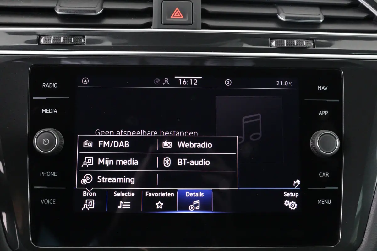 1.5 TSI R-Line | 1e Eigenaar! | Open Dak | IQ Light | Virtual | Stoel/Stuur Verwarming | Navi | Camera | Cruise Adaptive | Elk. Achterklep | Keyless | Clima