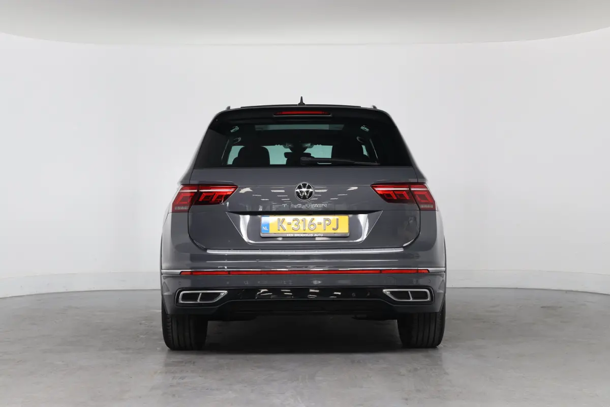 1.5 TSI R-Line | 1e Eigenaar! | Open Dak | IQ Light | Virtual | Stoel/Stuur Verwarming | Navi | Camera | Cruise Adaptive | Elk. Achterklep | Keyless | Clima