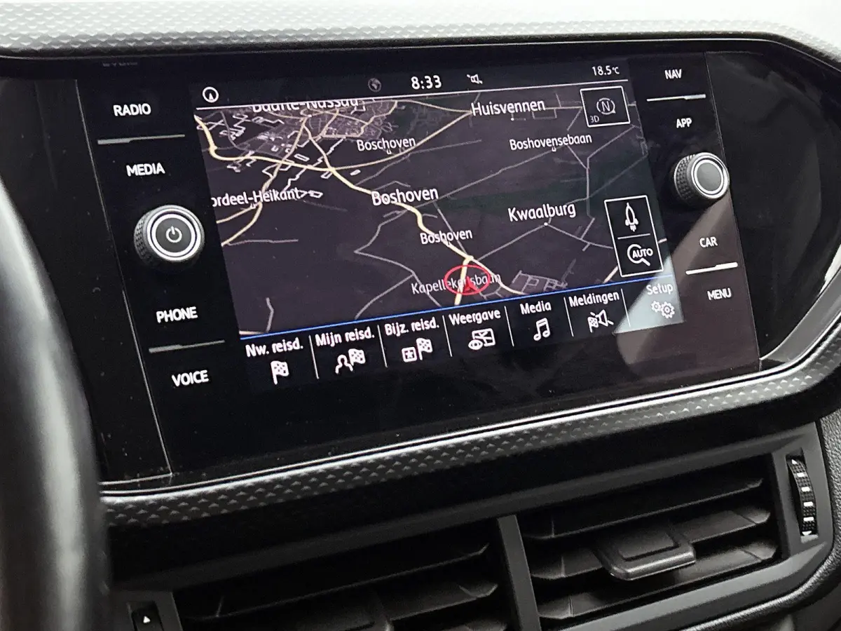 1.0 TSI Life | 95 PK | Trekhaak | All Season Banden | Parkeersensoren Voor + Achter | Navigatie | Carplay/Android Auto