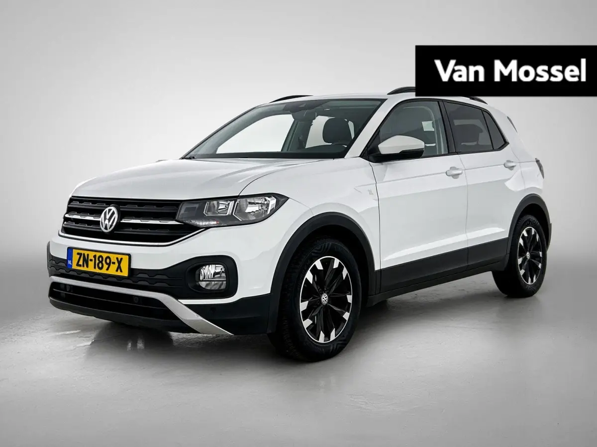 1.0 TSI Life | 95 PK | Trekhaak | All Season Banden | Parkeersensoren Voor + Achter | Navigatie | Carplay/Android Auto