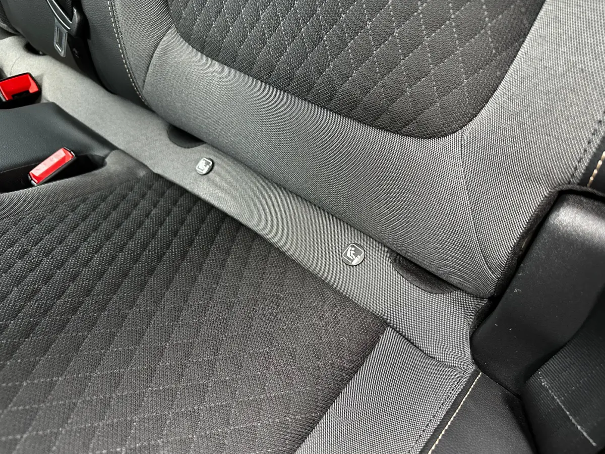 1.6 Turbo 225 PK Hybrid Elegance | SOH 95%| AGR-COMFORTSTOELEN| CAMERA + SENSOREN| NAVIGATIE + APPLE CARPLAY/ANDROID AUTO| KEYLESS START| LED| DEALER ONDERHOUDEN|