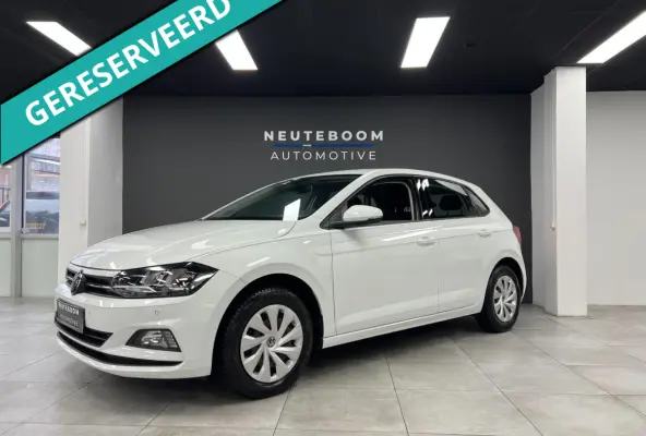 1.0 | Parkeersensoren | Carplay | 2021 |