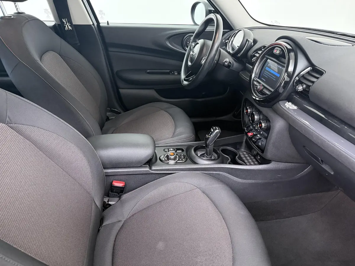 1.5 Cooper Salt | Automaat | Apple CarPlay | Navigatie | Keyless Entry |