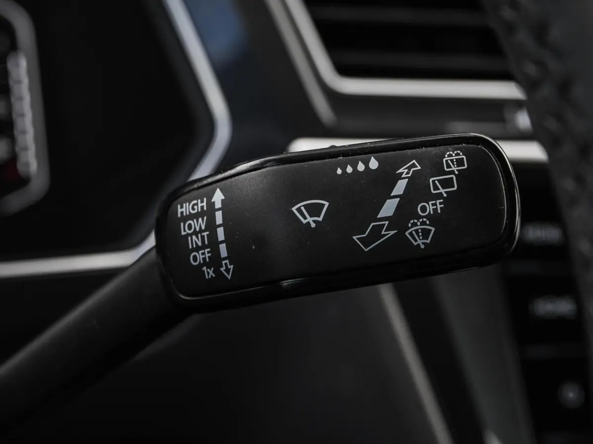 1.5 TSI 150 PK DSG R-Line Black Style | Trekhaak | Matrix LED IQ-Light | ACC | Camera | Stuur/Stoelverwarming | 19" | Dealeronderhouden