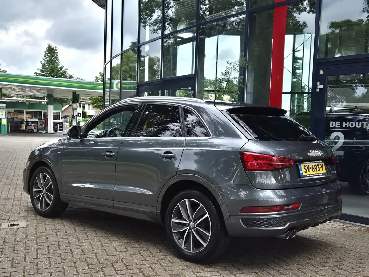 1.4 TFSI CoD Sport S-Line AUTOMAAT | Afn. Trekhaak | Navigatie | Climate Control | Cruise Control | Licht metalen velgen