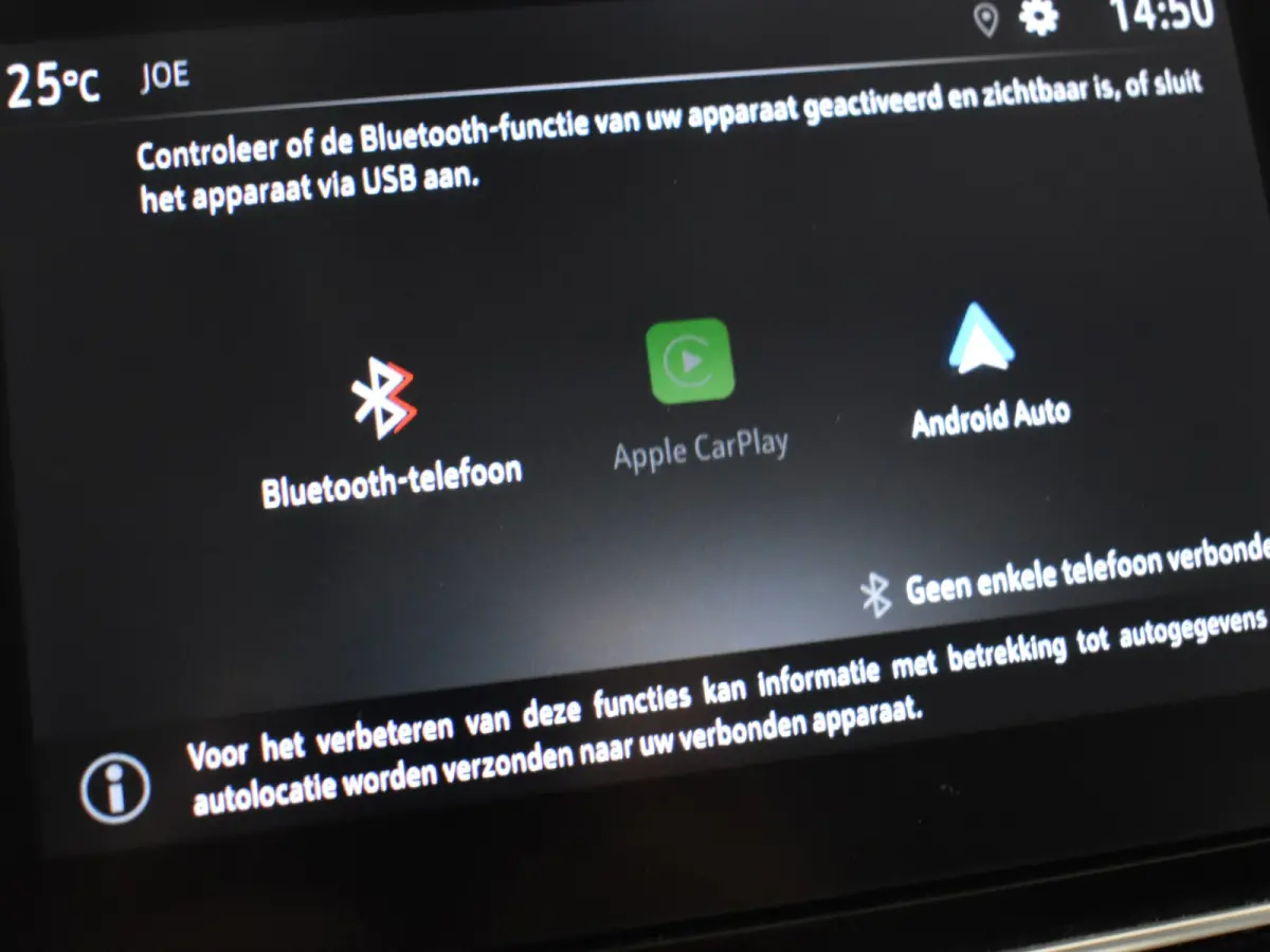 1.2 Elegance 102 PK | Achteruitrijcamera | Parkeersensoren voor/achter | Apple carplay Android auto | Cruise control | Bleutooth | DAB | Airco | Verkeersborden detectie | Rijstrooksensoren |