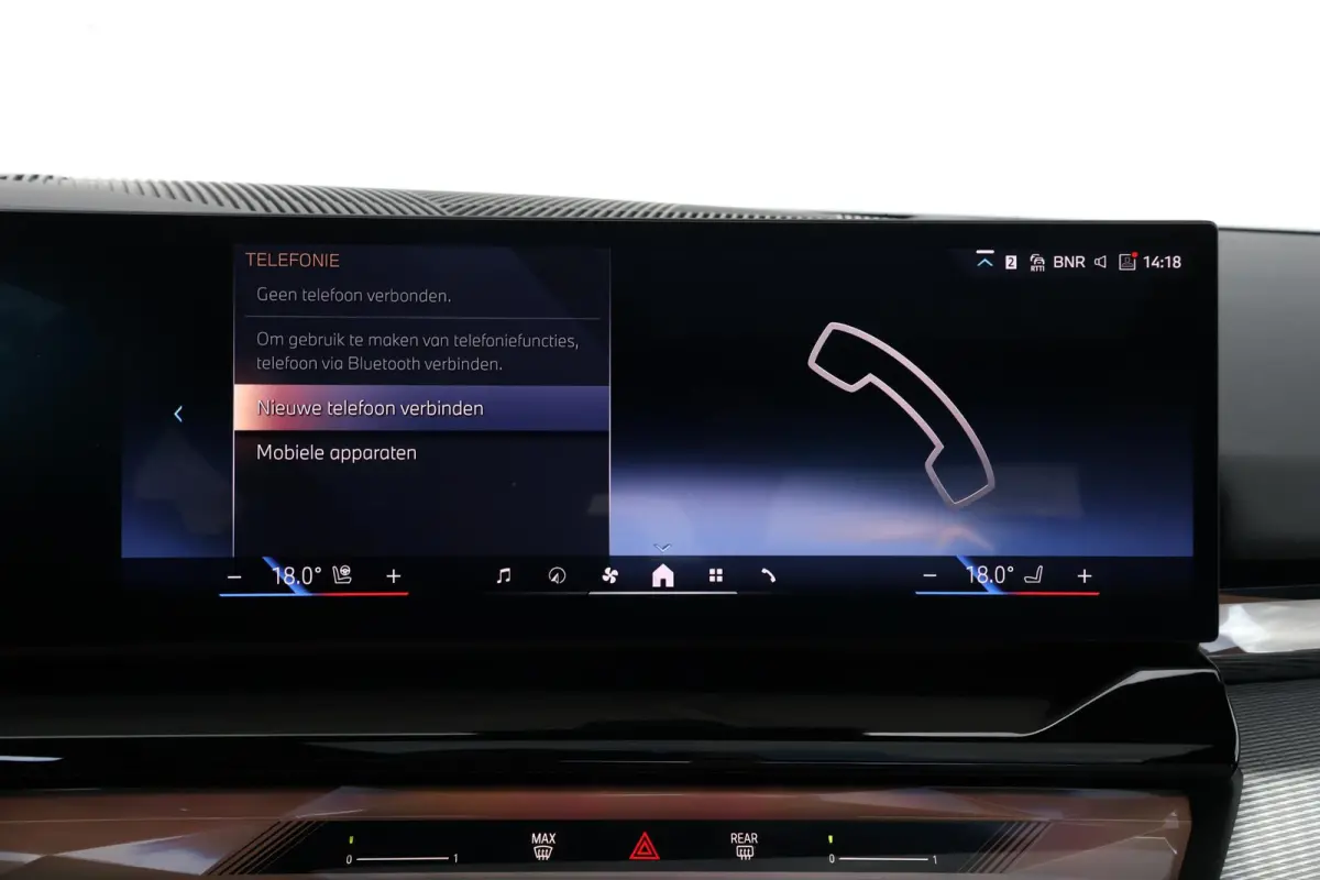 530e M Sport Edition | SoH 100% | Sport Pakket Pro | Pano Dak | Trekhaak | Elektr. Achterklep | Innovation Pack | Driving Assistant Plus | Harman Kardon | Ventilatie Voorstoelen |