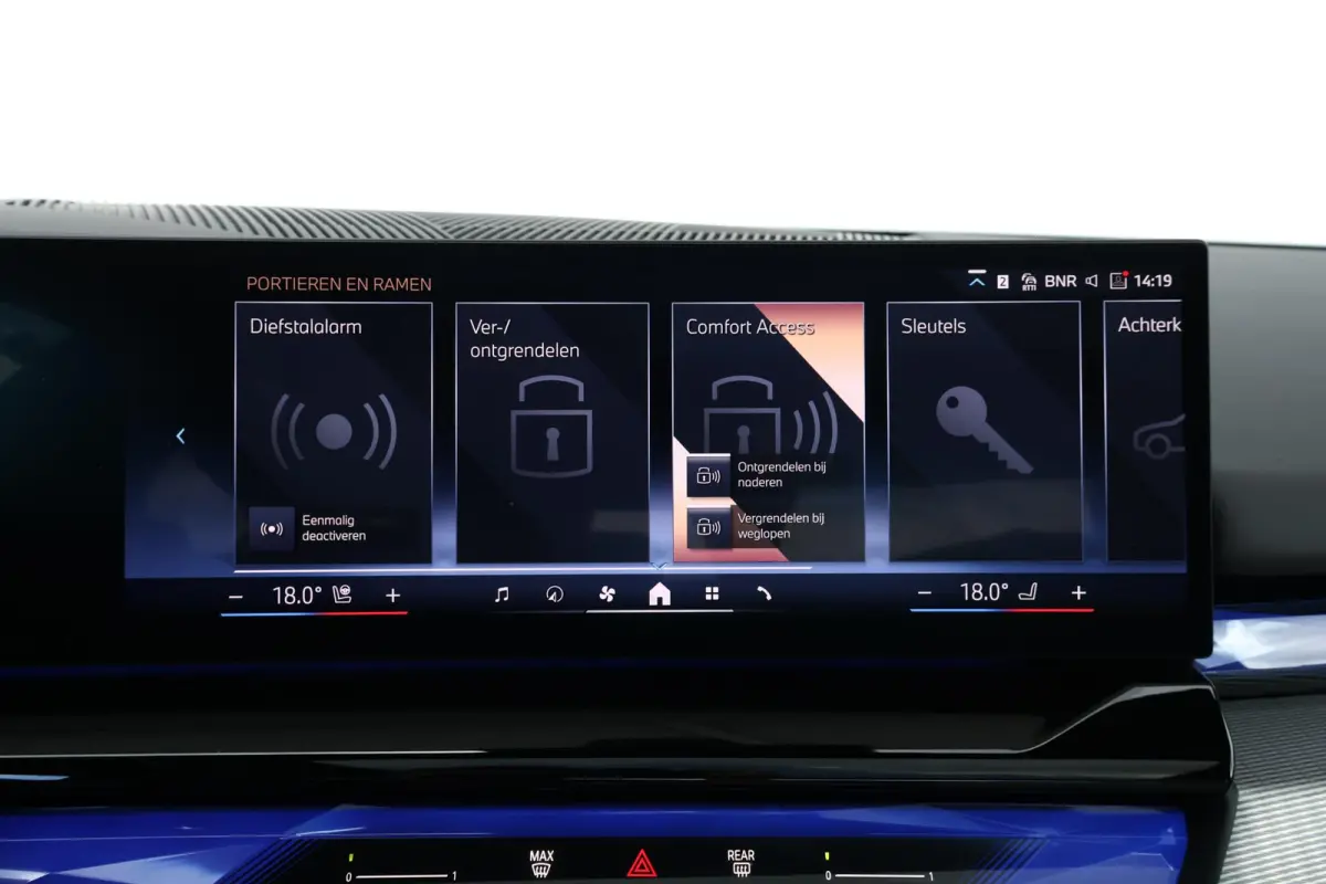 530e M Sport Edition | SoH 100% | Sport Pakket Pro | Pano Dak | Trekhaak | Elektr. Achterklep | Innovation Pack | Driving Assistant Plus | Harman Kardon | Ventilatie Voorstoelen |
