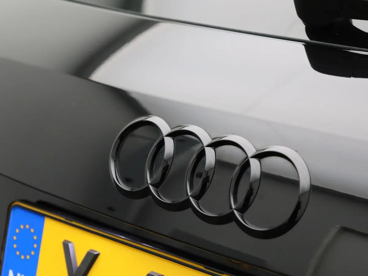 35 TFSI S edition 150 PK | S-line | Automaat | Camera | Trekhaak | SONOS Sound | Adaptive cruise control | Stoelverwarming | Lichtmetalen velgen |