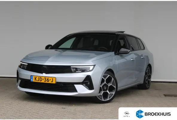 1.2 Turbo Ultimate | Navigatie | Panoramadak | Matrix koplampen | Alcantara | Keyless |