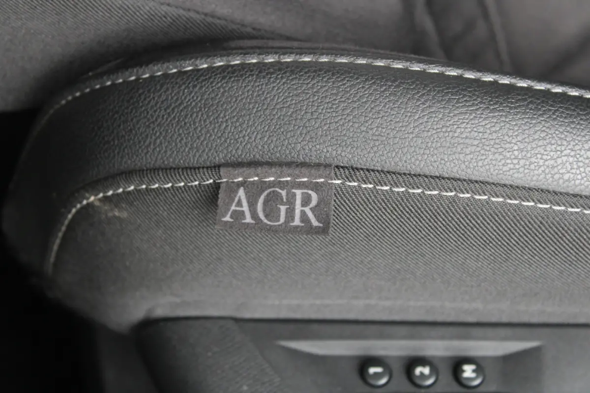 1.2 Turbo Ultimate | Navigatie | Panoramadak | Matrix koplampen | Alcantara | Keyless |
