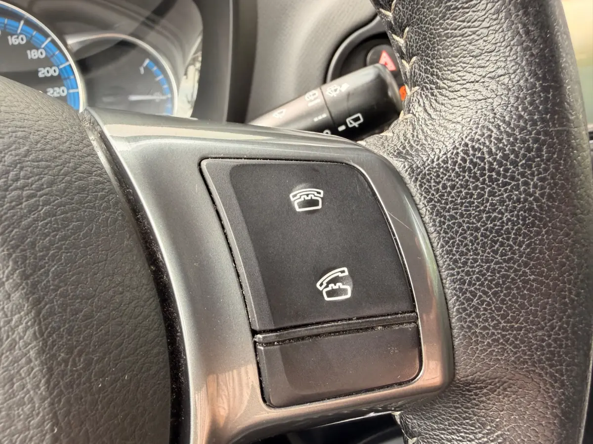 1.5 Hybrid Lease Limited Bi-Tone/Automaat/Navi/Camera/Climate-c/Goed-onderhouden