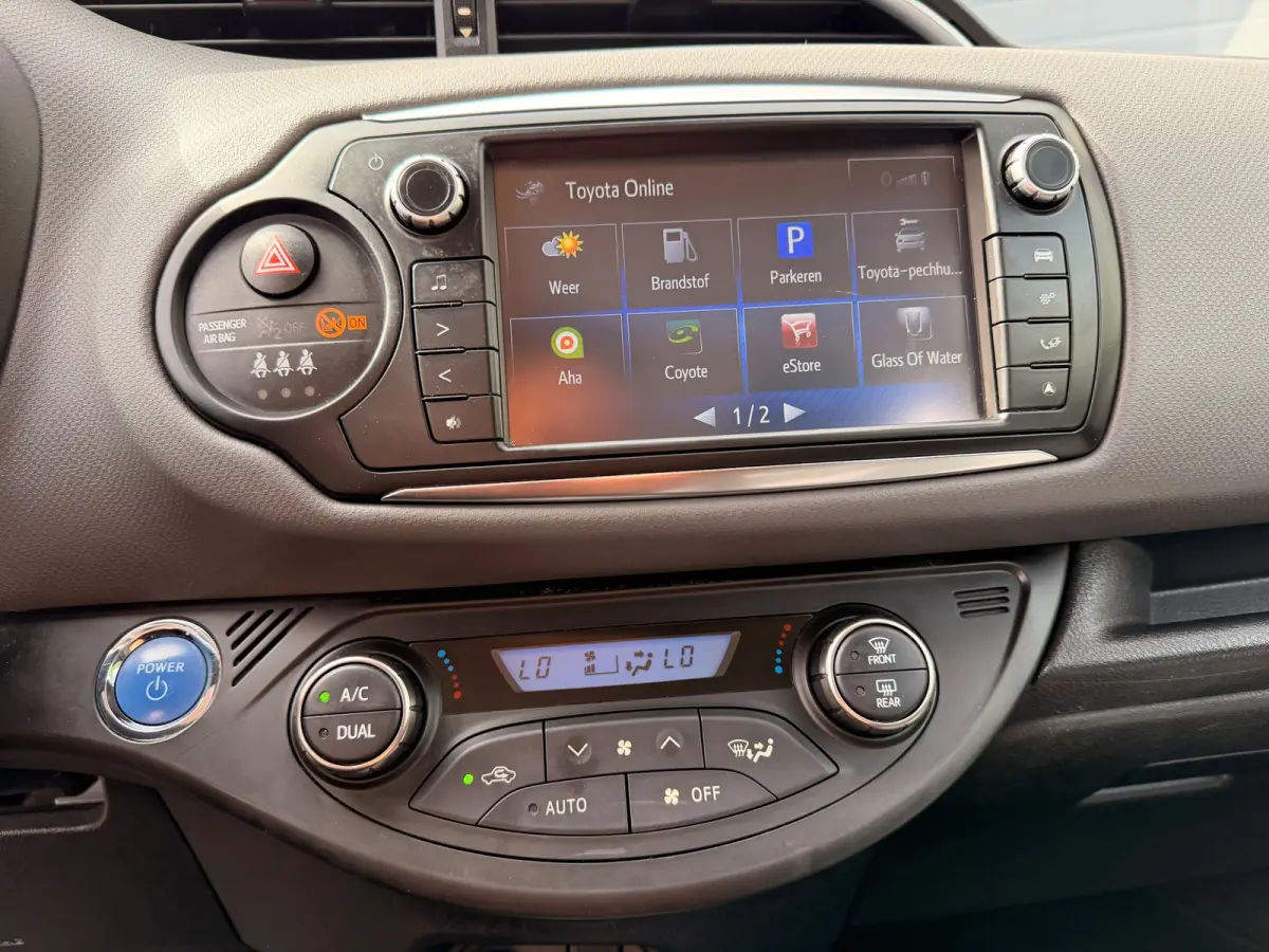 1.5 Hybrid Lease Limited Bi-Tone/Automaat/Navi/Camera/Climate-c/Goed-onderhouden