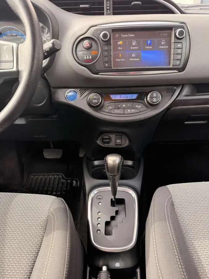 1.5 Hybrid Lease Limited Bi-Tone/Automaat/Navi/Camera/Climate-c/Goed-onderhouden
