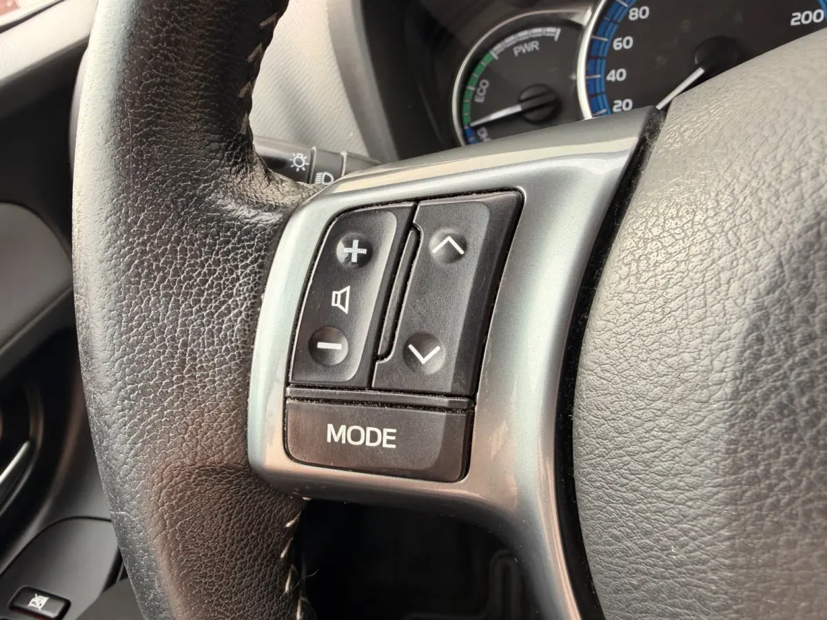 1.5 Hybrid Lease Limited Bi-Tone/Automaat/Navi/Camera/Climate-c/Goed-onderhouden
