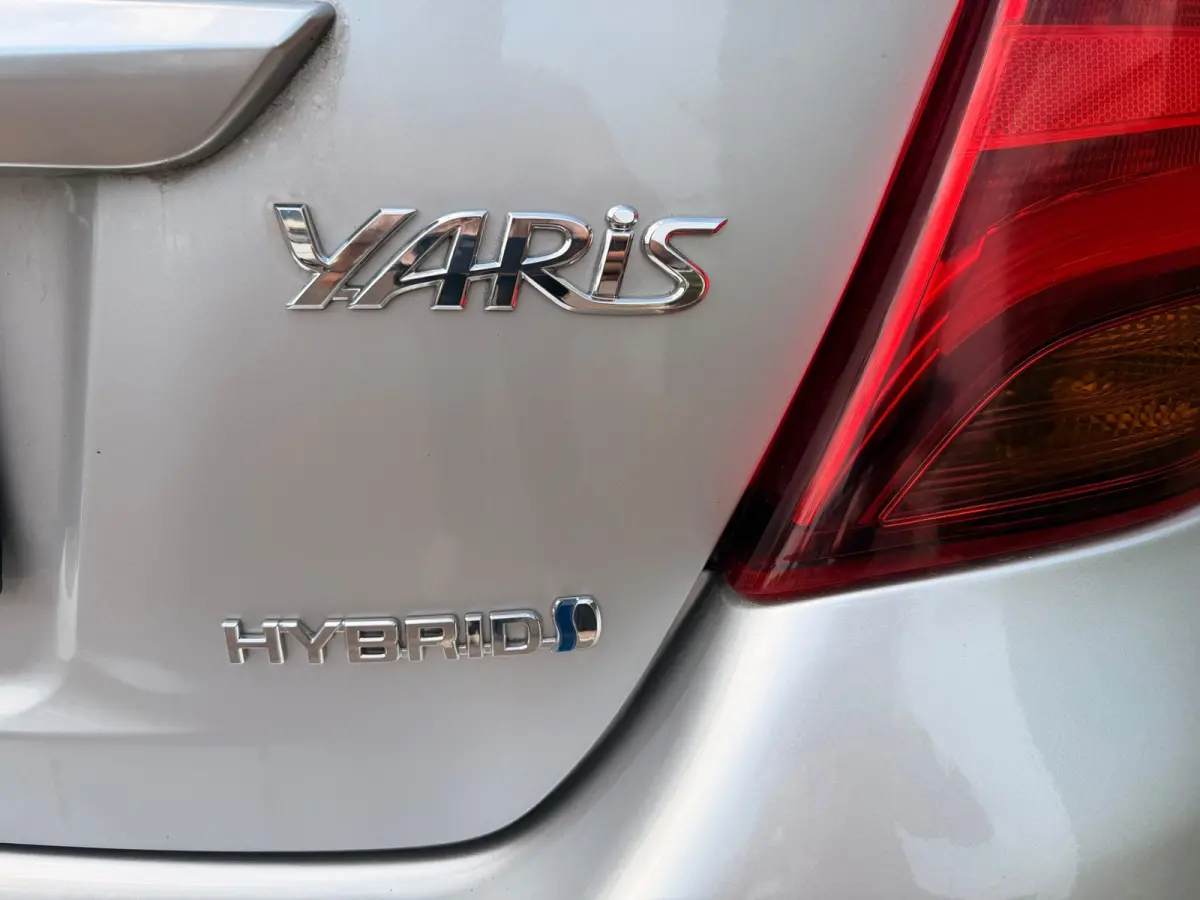 1.5 Hybrid Lease Limited Bi-Tone/Automaat/Navi/Camera/Climate-c/Goed-onderhouden