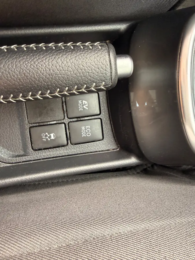 1.5 Hybrid Lease Limited Bi-Tone/Automaat/Navi/Camera/Climate-c/Goed-onderhouden