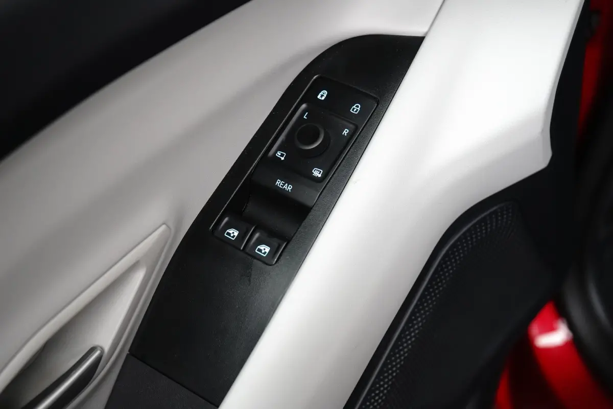 Extended Range RWD 77 kWh 100% SoH | Cruise control adaptief met Stop&Go | DAB ontvanger | Dodehoek detectie