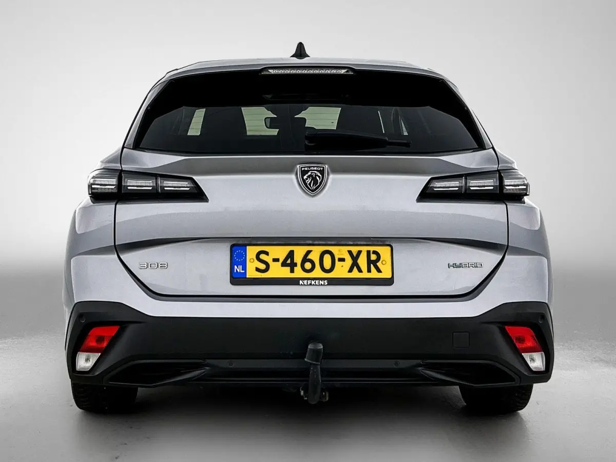 Active Pack Business 1.6 Plug-in Hybrid 180pk Automaat | Navigatie | Climate Control | Cruise Control | Parkeersensoren | Led koplampen | Keyless start | Draadloze Apple Carplay / Android Au